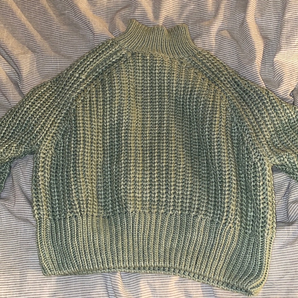 H&M turtleneck